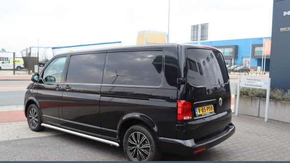 Volkswagen TRANSPORTER 150 pk DSG Comfortline, Complete Sortimo inrichting, 17 LMV, bumpers en spiegels in kleur, omvormer