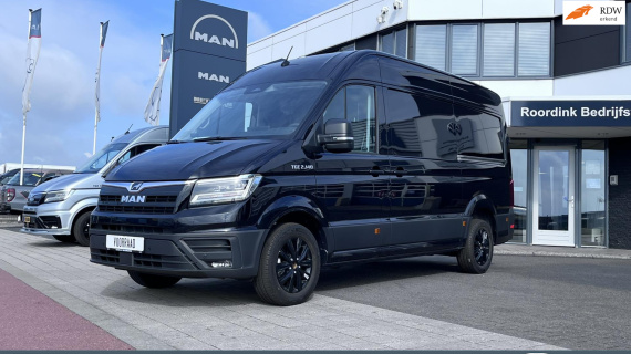 MAN TGE 2.140 L3H3 linker deur, 17 LMV, LED koplampen, Climatronic, Trekhaak, volledige betimmering