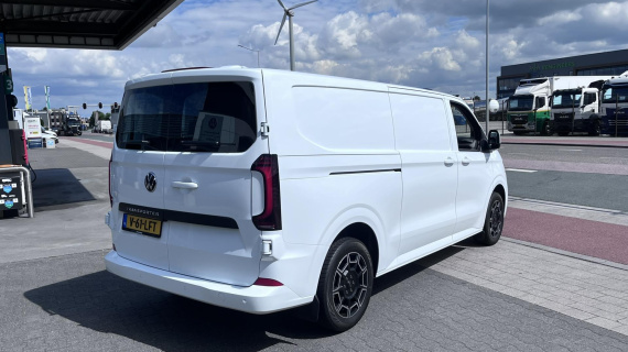 Volkswagen T7 170 pk Automaat , 18&quot; LMV LED PDC v+a 13&quot;Radiosysteem, alarm 2.0 TDI L2H1 30 PanAmericana