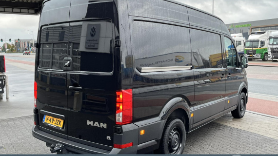 MAN TGE 3.140 L3H3 LED koplampen, mislampen, PDC voor en achter, Navigatie, digitaal dashboard, trekhaak en opstap, camera, etc.