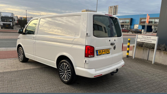 Volkswagen Transporter 150 DSG Bulli , dikke uitvoering, Bearlock, laadruimte sloten. Extra veilig