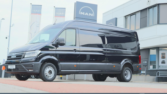 MAN TGE 5.160 Commander Automaat Zwart L4 H3 Dubbellucht Led Navi