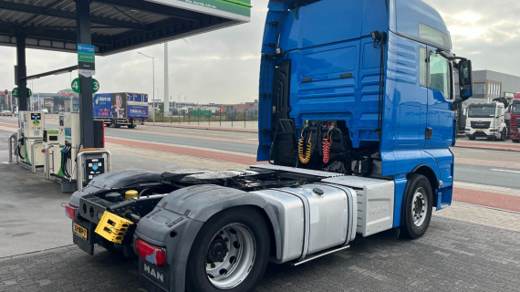 MAN TGX 18.446 4x2 BLS XXL trekker, 2 bedden, koelkast, 1160L diesel, 3D spoiler, , wb 3600