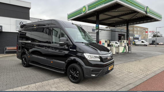 MAN TGE 3.140 L3H3 BPM VRIJ! Li + Re deur, Sidesteps, Leder, LMV 17" LED, PDC voor achter zij, betimmering, complete auto