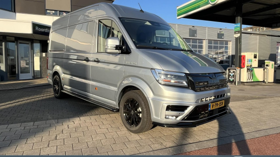 MAN TGE 3.140 L3H3 18" LMV, sidesteps, frontspoiler, rondom in kleur, getinte verlichting en zonneband, leder, Super compleet !!!