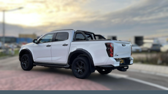 Isuzu Dmax Pickup BEV 4x4 -3500 kg aanhangwagen gewicht - Demo