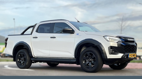 Isuzu Dmax Pickup BEV 4x4 -3500 kg aanhangwagen gewicht - Demo