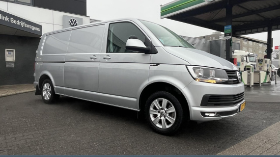 Volkswagen Transporter 2.0 TDI L2H1 Highline Complete werkbus met inrichting, LMV, trekhaak