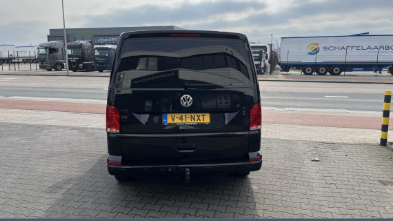 Volkswagen TRANSPORTER 150 pk DSG L1, Schuifdeur links en rechts en achterklep, trekhaak, bumpers en spiegels in kleur, LMV