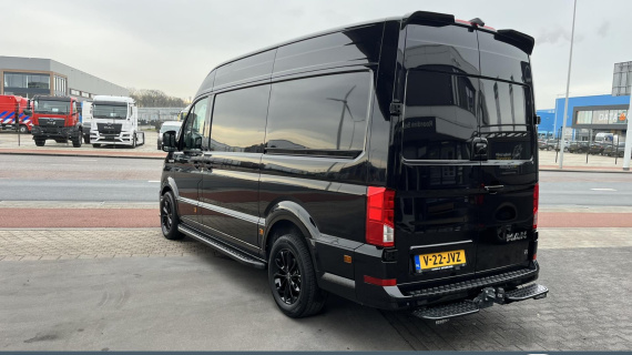 MAN TGE 3.140 L3H3 Black Lion, lederen bekleding, Zijflanken bumper en spiegels, deurrails in kleur, sidesteps, 18" LM BPM VRIJ!