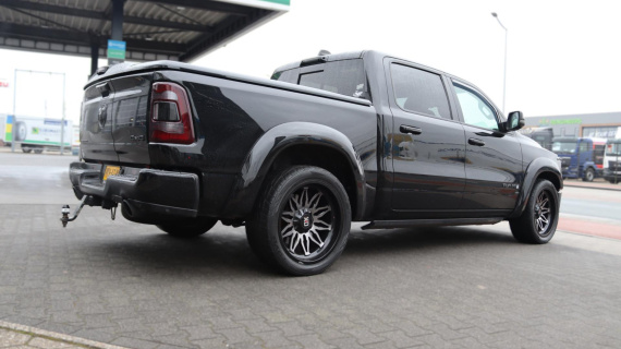 Dodge Ram 1500 5.7 V8 4x4 Hemi Crew Cab Limited Bad Ass edition - 3500 kg trekgewicht, luchtvering