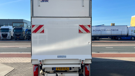 MAN TGE TGE 3.180 4x4  laadklep  