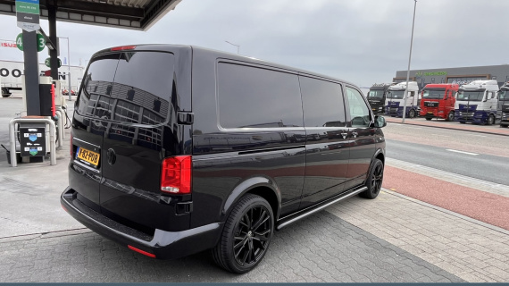 Volkswagen TRANSPORTER 150 pk DSG L2H1 28, 20"LMV, sidebars, bumpers in kleur, stoelverwarming,  standkachel
