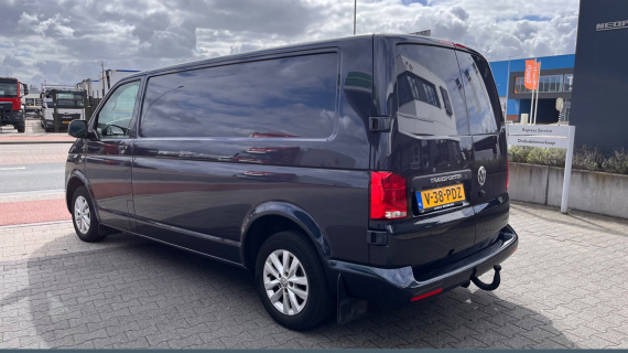 Volkswagen TRANSPORTER T6.1 TDI L2H1 30 - 150 pk DSG - Digitaal dash. LMV, bumpers in kleur, standkachel