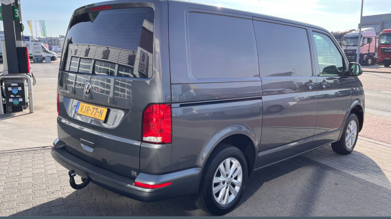 Volkswagen Transporter T6.1 Highline 150 pk DSG - LMV - bumpers in kleur- Alarm