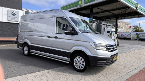 Volkswagen CRAFTER 35 2.0 TDI L3H3 Trendline  140 pk met laadklep 400 kg, 17" LMV, laadruimtecoating deels, Nette bus
