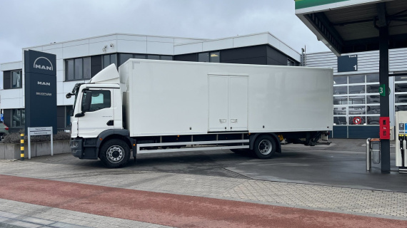 MAN TGM 18.326 4x2 BL  