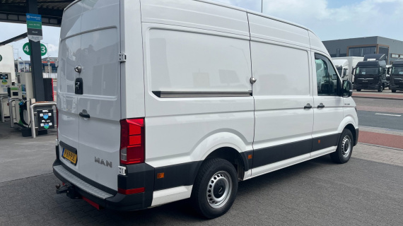 MAN TGE 35 L3H3  180 pk . 
