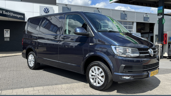 Volkswagen Transporter 2.0 TDI L1 Highline - 150 pk LMV, bumpers in kleur, trekhaak, navi
