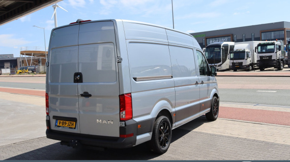 MAN TGE 3.140 L3H3 Commander uitvoering, 18" LMV Hoog dak, Alarm, trekhaak, Navigatie groot, BPM vrij