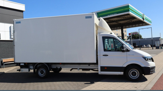 MAN TGE 3.180 L4 bakwagen + laadklep en dakspoiler, Automaat