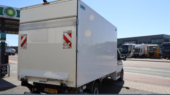 MAN TGE 3.180 L4 bakwagen + laadklep en dakspoiler, Automaat