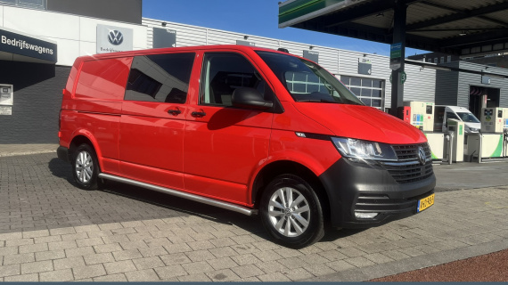 Volkswagen Transporter 2.0 TDI L2H1 150 pk Automaat, dubbele cabine. trekhaak, adaptive cruisecontrol