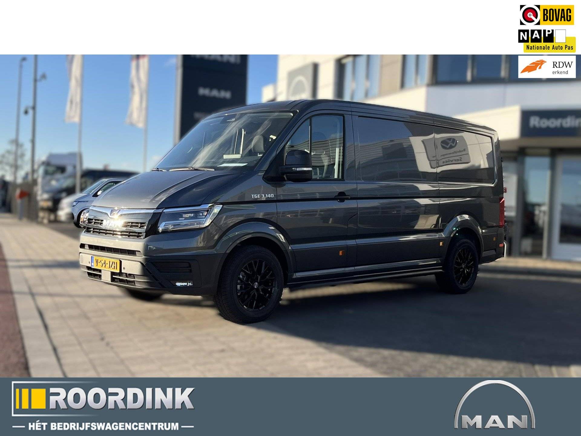 MAN TGE 3.140 L3H2, LED , 18"LMV , betimmmering, zwarte sidebars, trekhaak met opstappen, BPM vrij