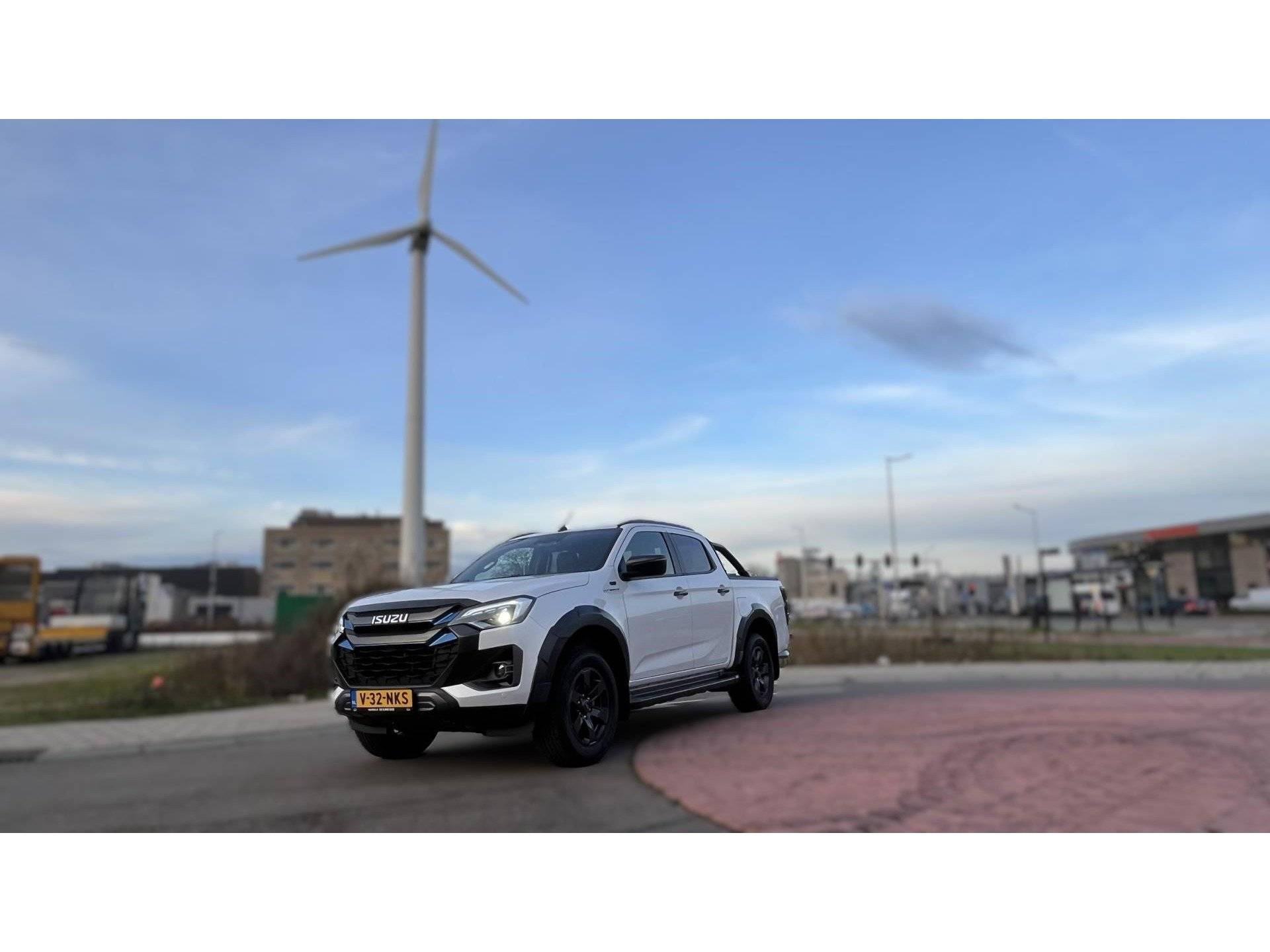 Isuzu Dmax Pickup BEV 4x4 -3500 kg aanhangwagen gewicht - Demo