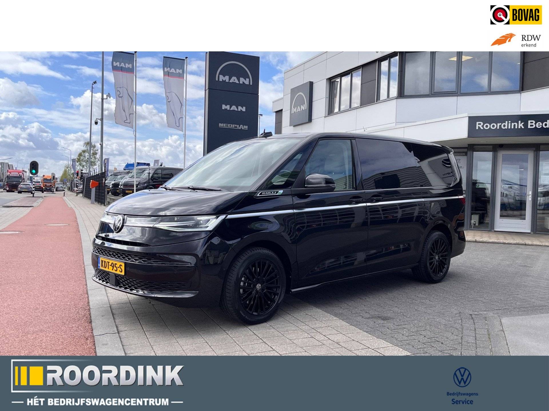 Volkswagen MULTIVAN 1.5 eHybrid L2 Bulli Edition 4Motion BTW auto Black Power