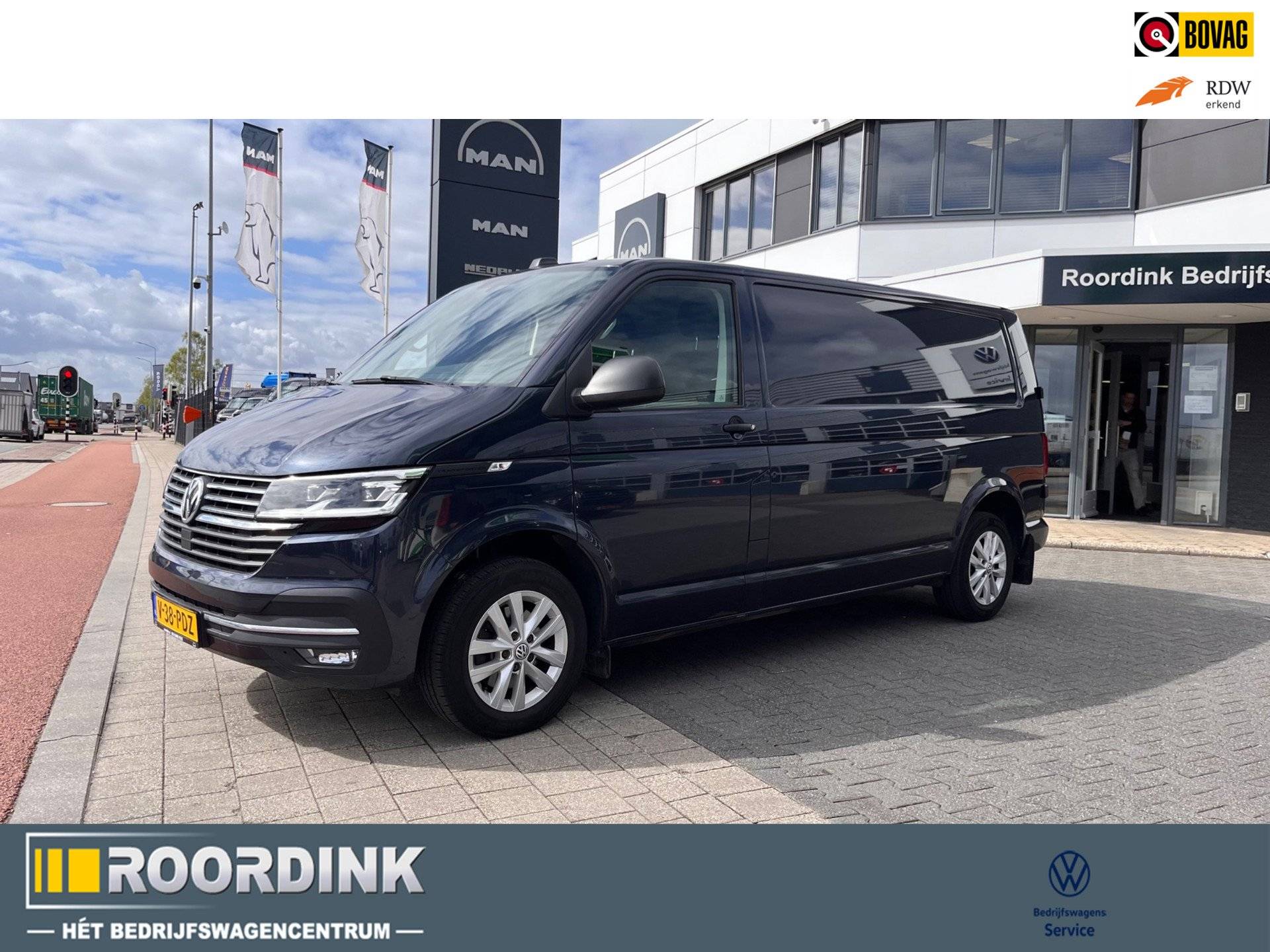 Volkswagen TRANSPORTER T6.1 TDI L2H1 30 - 150 pk DSG - Digitaal dash. LMV, bumpers in kleur, standkachel
