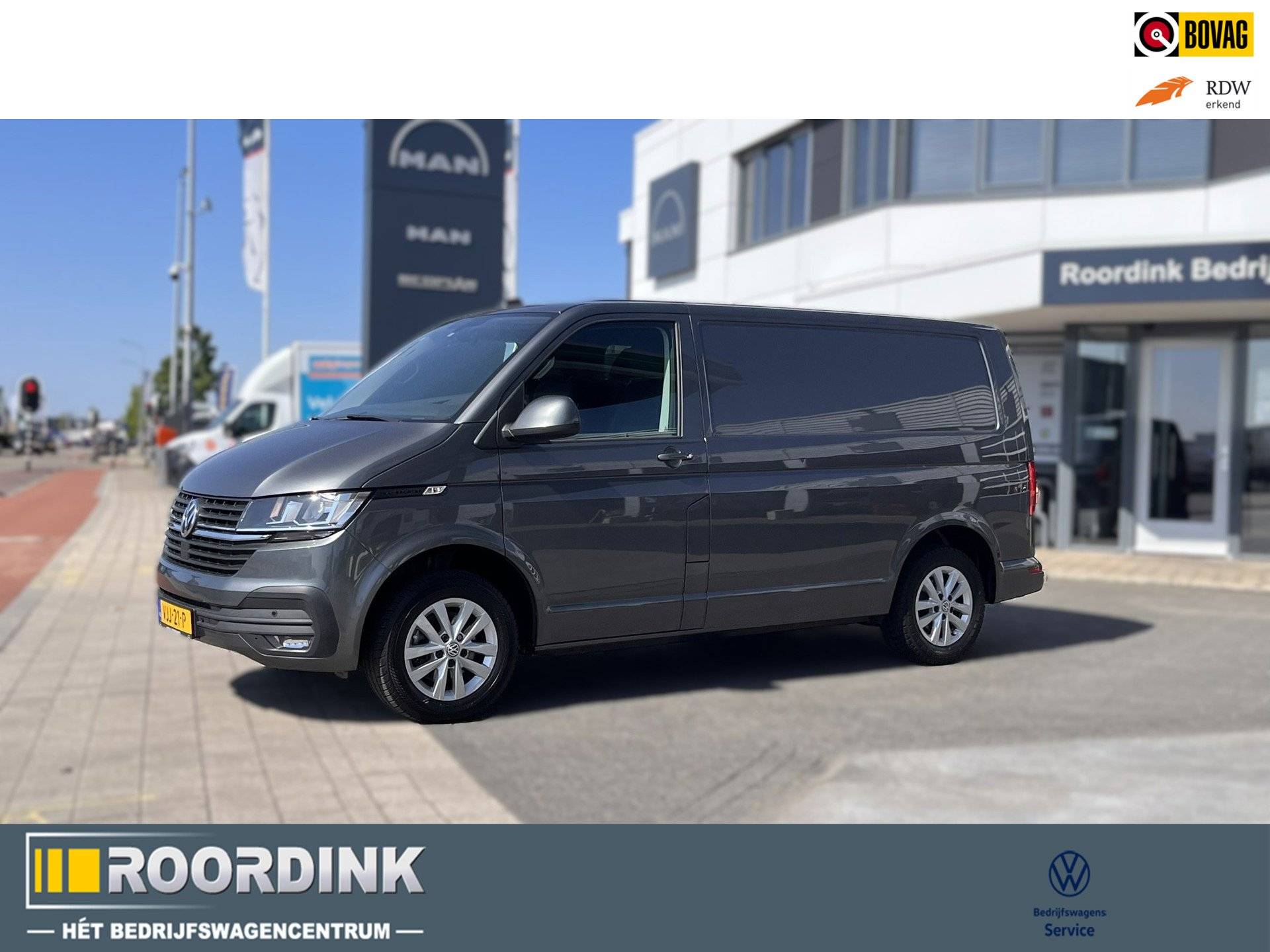 Volkswagen Transporter Transporter T6.1 150 pk DSG LMV Bumpers in kleur