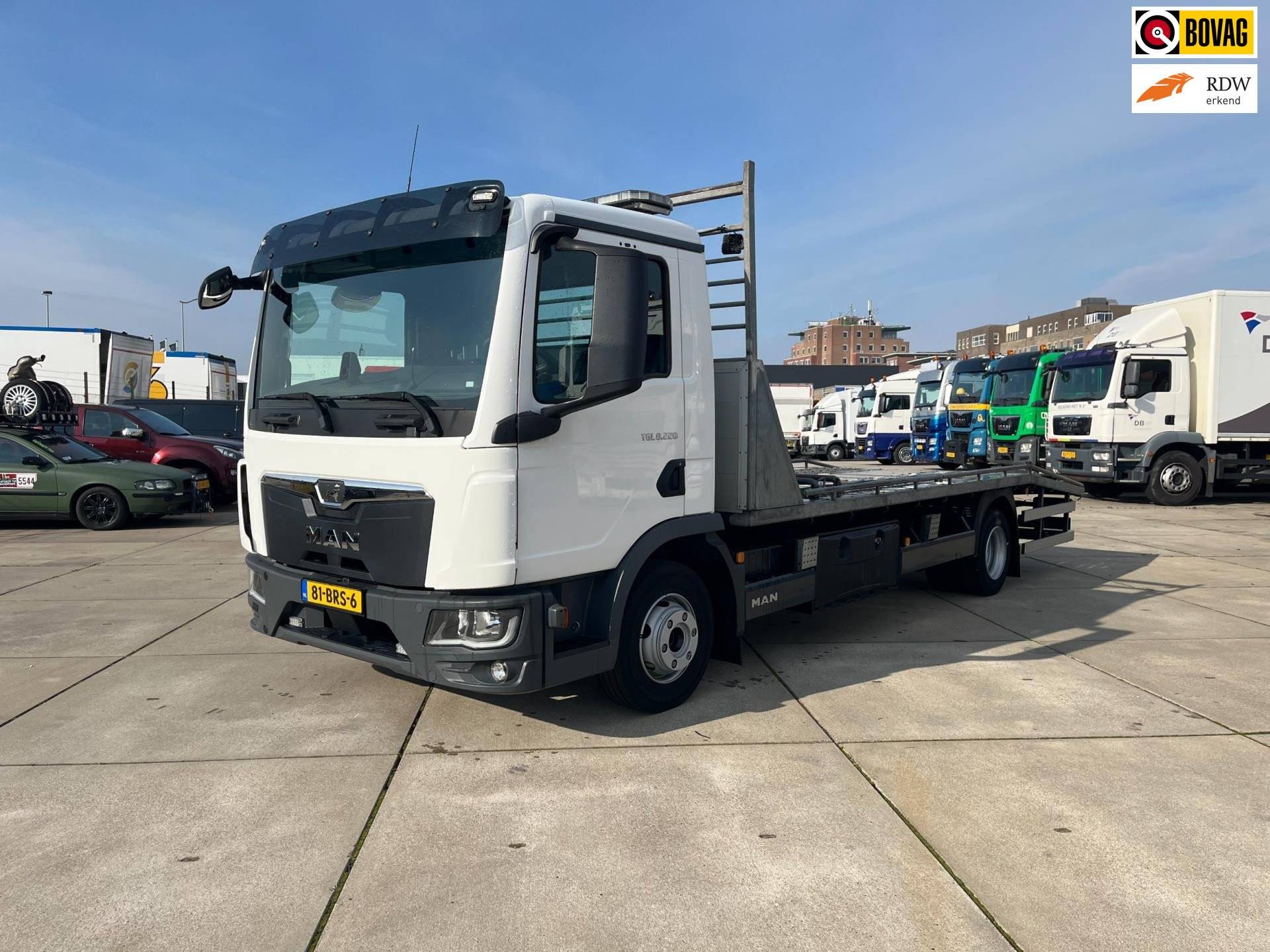 MAN TGL Oprijauto 220 pk TipMatic, luchtvering achter, 8.800 kg GVW, 4.500 mm wb, Navi. comfortstoel, 3.500 kg Rockinger-AHW